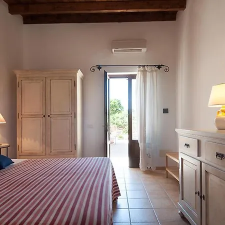 Masseria Limbitello *
